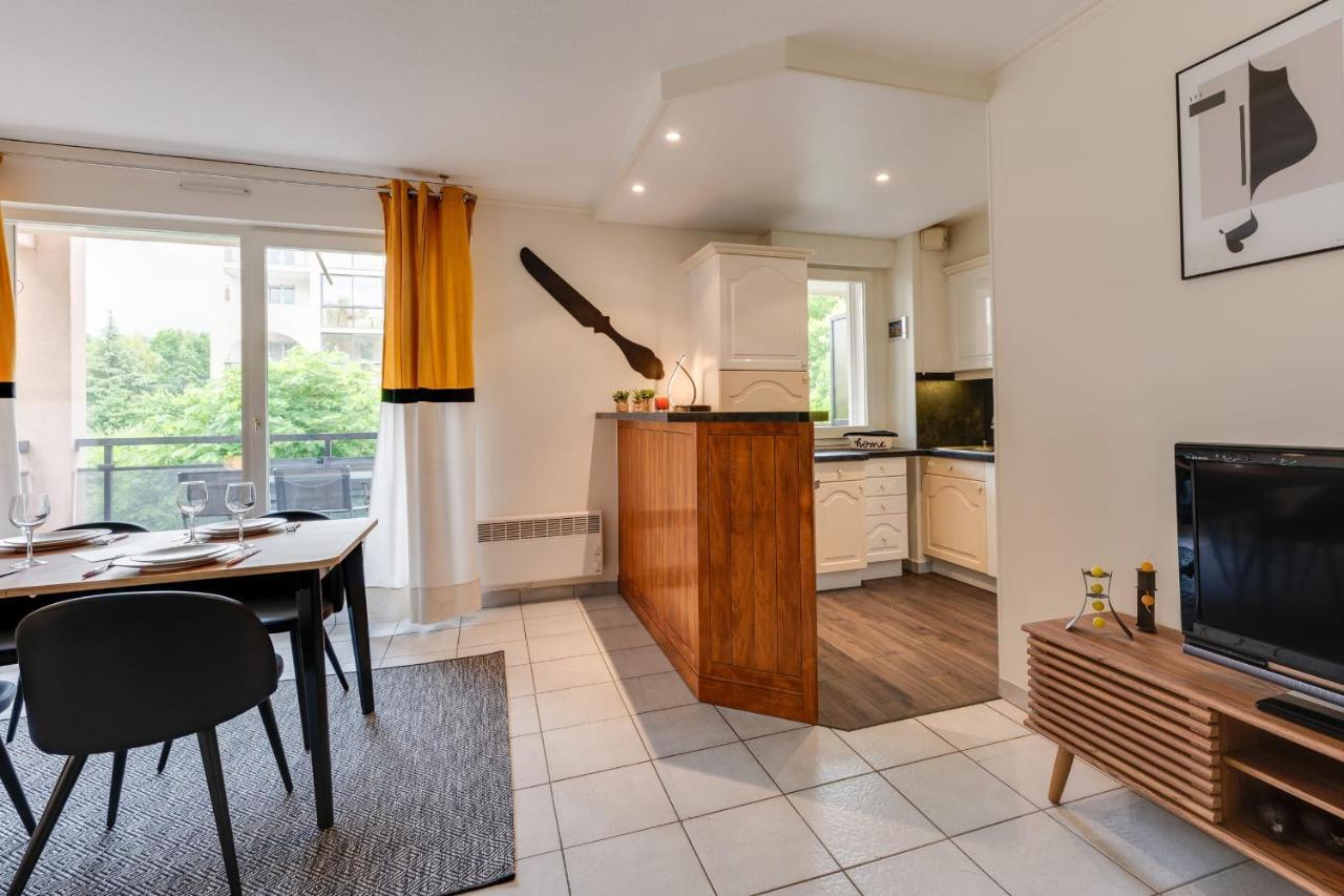 Le Parc des Raisses - T2 pouvant accueillir 4 personnes Annecy Extérieur photo